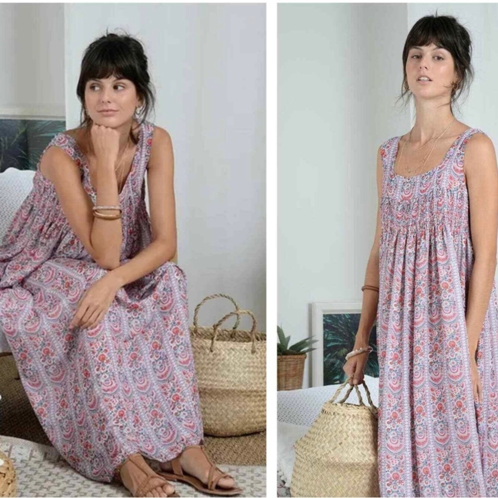 Nwt Molly Bracken Floral Smocked Maxi Dress Size Small Reg $92